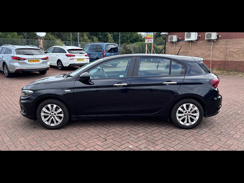Fiat Tipo 1.4 MPI Easy Plus Hatchback 5dr Petrol Manual Euro 6 (95 ps) 5dr Manual 2026
