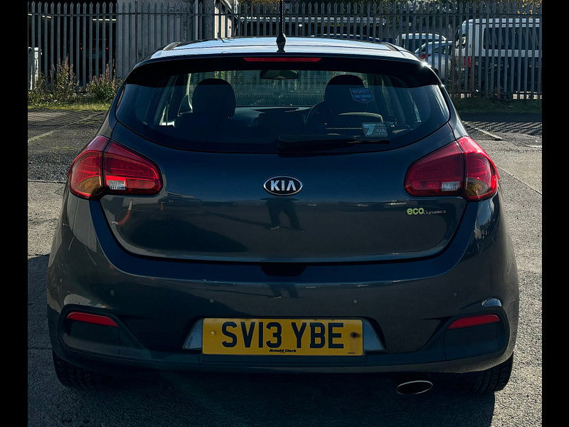 Kia Ceed 1.6L CRDI 2 ECODYNAMICS Hatchback 5dr Diesel Manual Euro 5 (126 bhp) 5dr Manual 2026