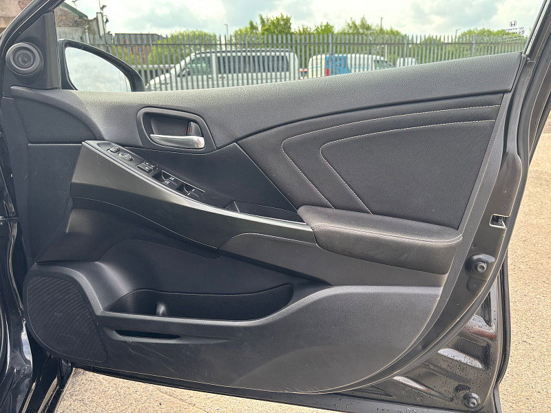 Honda Civic 1.3L I-VTEC SPORT Hatchback 5dr Petrol Manual Euro 6 (98 bhp) 5dr Manual 2026