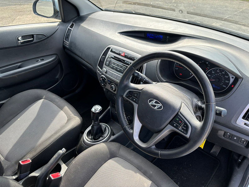 Hyundai I20 1.4L ACTIVE Hatchback 5dr Petrol Manual Euro 5 (99 bhp) 5dr Manual 2026