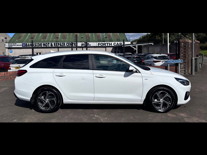 Hyundai I30 1.6 CRDi MHEV SE Connect Tourer 5dr Diesel Hybrid DCT Euro 6 (s/s) (136 ps) 5dr Automatic 2026