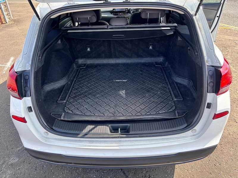 Hyundai I30 1.6 CRDi MHEV SE Connect Tourer 5dr Diesel Hybrid DCT Euro 6 (s/s) (136 ps) 5dr Automatic 2026