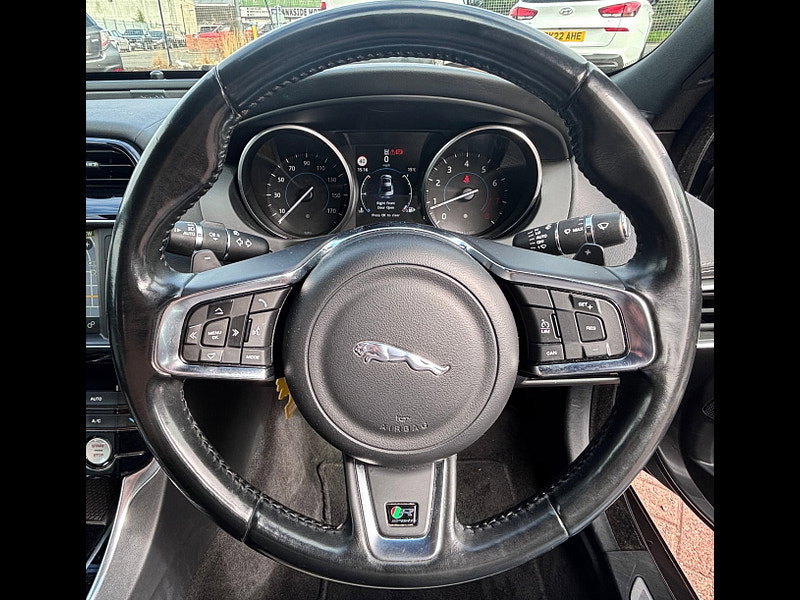 Jaguar XE 2.0 GTDi R-Sport Saloon 4dr Petrol Auto Euro 6 (s/s) (200 ps) 4dr Automatic 2026