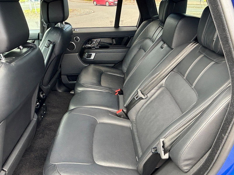Land Rover Range Rover 4.4L SDV8 AUTOBIOGRAPHY SUV 5dr Diesel Automatic Euro 6 (339 bhp) 5dr Automatic 2026