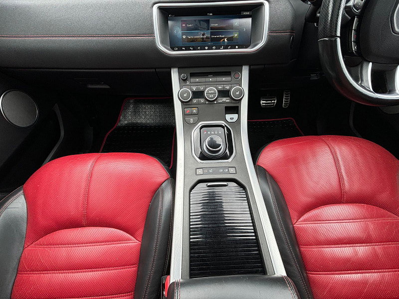 Land Rover Range Rover Evoque 2.0L TD4 HSE DYNAMIC LUX SUV 5dr Diesel Automatic Euro 6 (178 bhp) 5dr Automatic 2026