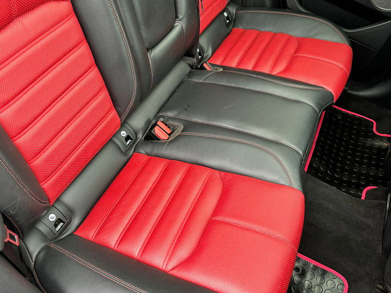 Land Rover Range Rover Evoque 2.0L TD4 HSE DYNAMIC LUX SUV 5dr Diesel Automatic Euro 6 (178 bhp) 5dr Automatic 2026