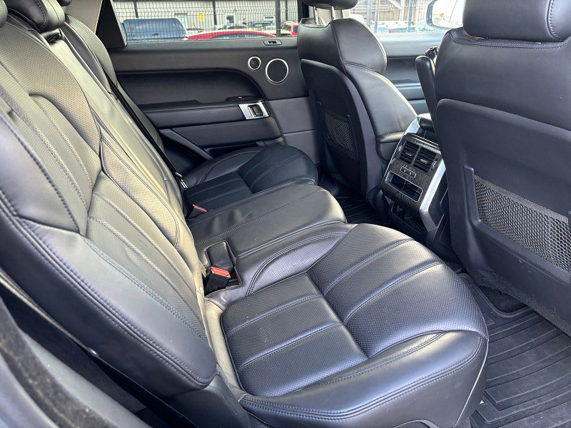 Land Rover Range Rover Sport 3.0L SDV6 HSE SUV 5dr Diesel Automatic Euro 6 (306 bhp) 5dr Automatic 2026