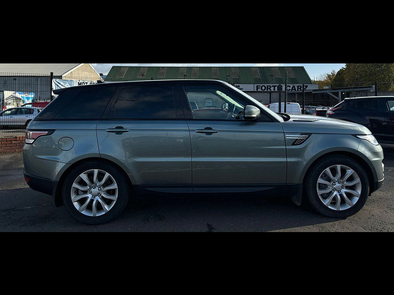 Land Rover Range Rover Sport 3.0L SDV6 HSE SUV 5dr Diesel Automatic Euro 6 (306 bhp) 5dr Automatic 2026