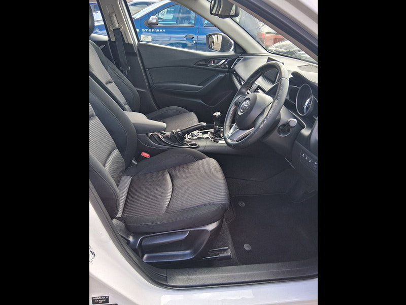 Mazda Mazda3 1.5 SKYACTIV-G SE Hatchback 5dr Petrol Manual Euro 6 (s/s) (100 ps) 5dr Manual 2026