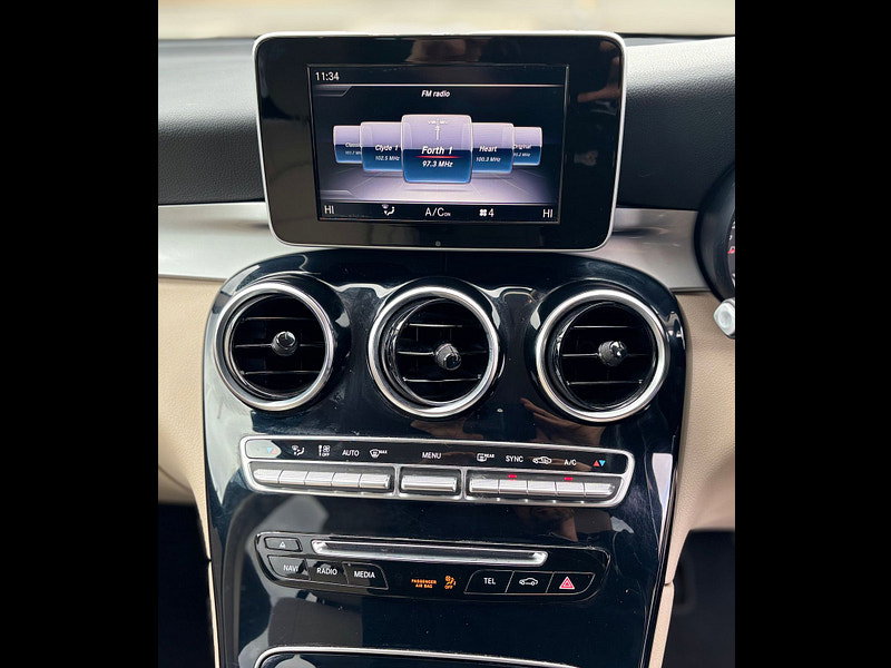Mercedes-Benz GLC 2.1 GLC220d Urban Edition SUV 5dr Diesel G-Tronic+ 4MATIC Euro 6 (s/s) (170 ps) 5dr Automatic 2026