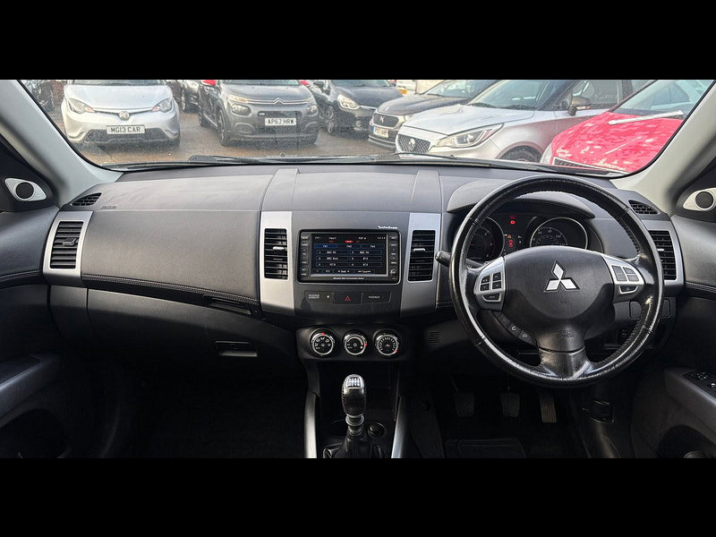 Mitsubishi Outlander 2.2 DI-D GX4 SUV 5dr Diesel Manual 4WD Euro 5 (174 ps) 5dr Manual 2026