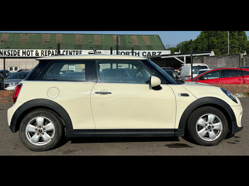 MINI Hatch 1.5L COOPER Hatchback 3dr Petrol Manual Euro 6 (134 bhp) 3dr Manual 2026