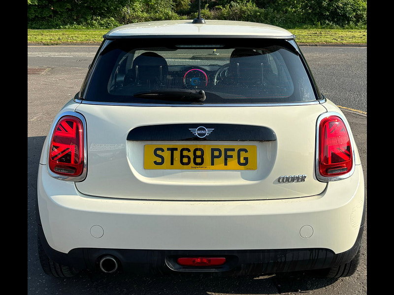 MINI Hatch 1.5L COOPER Hatchback 3dr Petrol Manual Euro 6 (134 bhp) 3dr Manual 2026