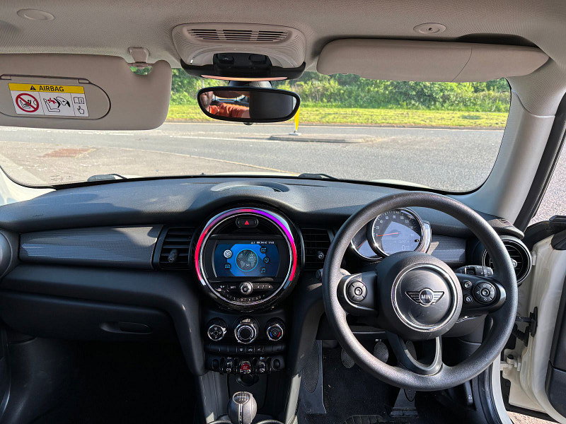 MINI Hatch 1.5L COOPER Hatchback 3dr Petrol Manual Euro 6 (134 bhp) 3dr Manual 2026