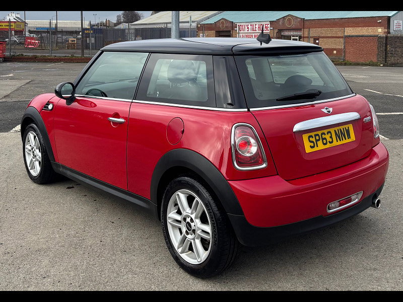 MINI Hatch 1.6L COOPER Hatchback 3dr Petrol Manual Euro 5 (122 bhp) 3dr Manual 2026