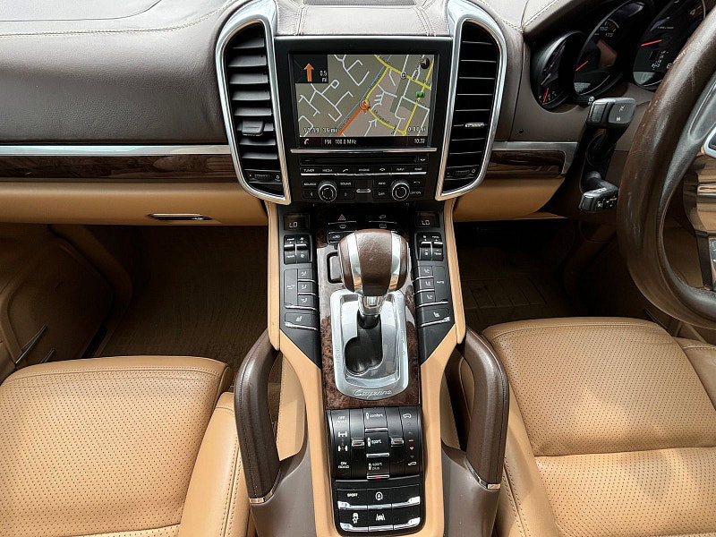 Porsche Cayenne 3.0L D V6 TIPTRONIC S SUV 5dr Diesel Automatic Euro 6 (262 bhp) 5dr Automatic 2026