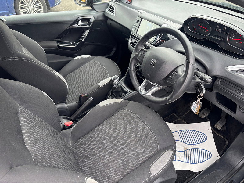 Peugeot 208 1.2 VTi Style Hatchback 3dr Petrol Manual Euro 5 (82 ps) 3dr Manual 2026