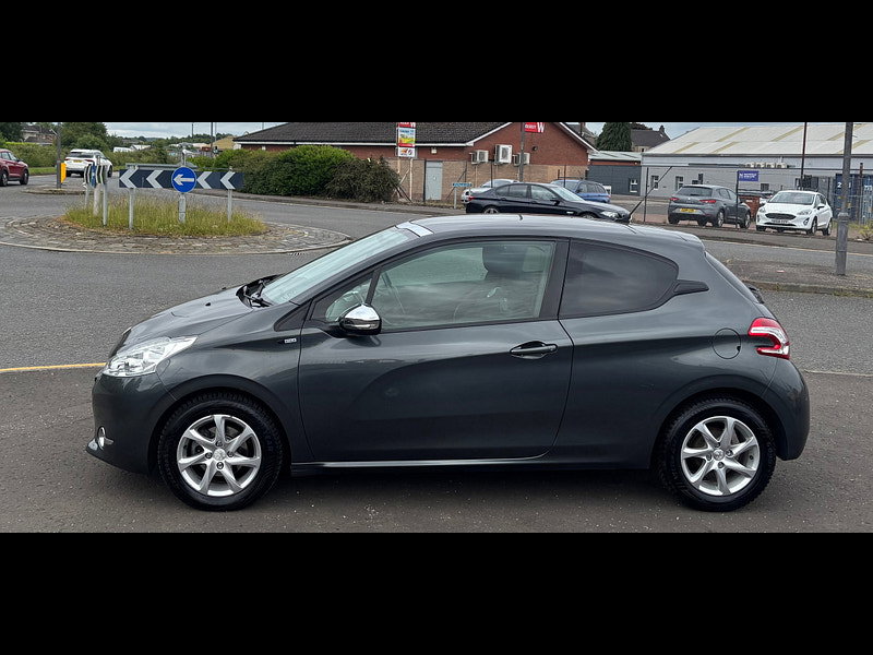 Peugeot 208 1.2 VTi Style Hatchback 3dr Petrol Manual Euro 5 (82 ps) 3dr Manual 2026