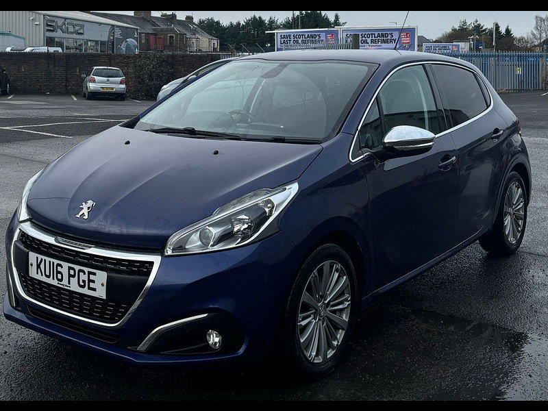 Peugeot 208 1.2L ALLURE Hatchback 5dr Petrol Manual Euro 6 (82 bhp) 5dr Manual 2026