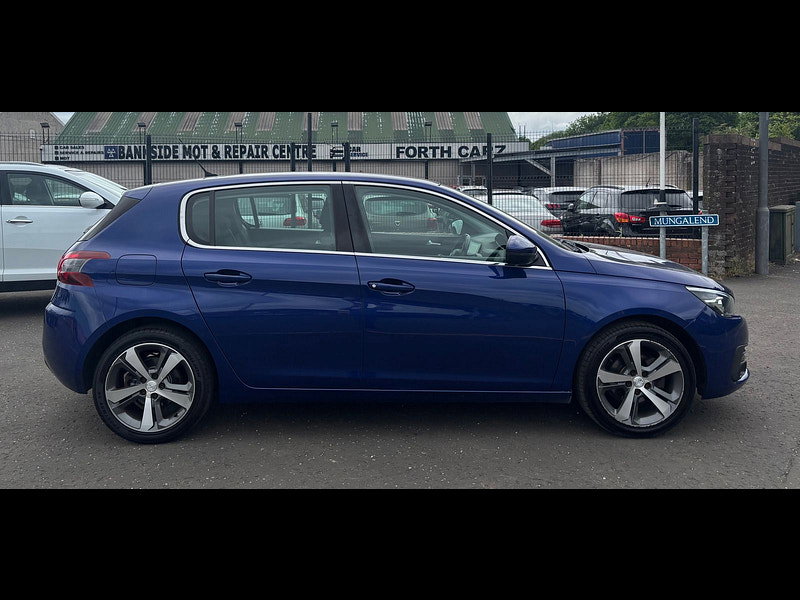 Peugeot 308 1.2 PureTech Allure Hatchback 5dr Petrol Manual Euro 6 (s/s) (130 ps) 5dr Manual 2026