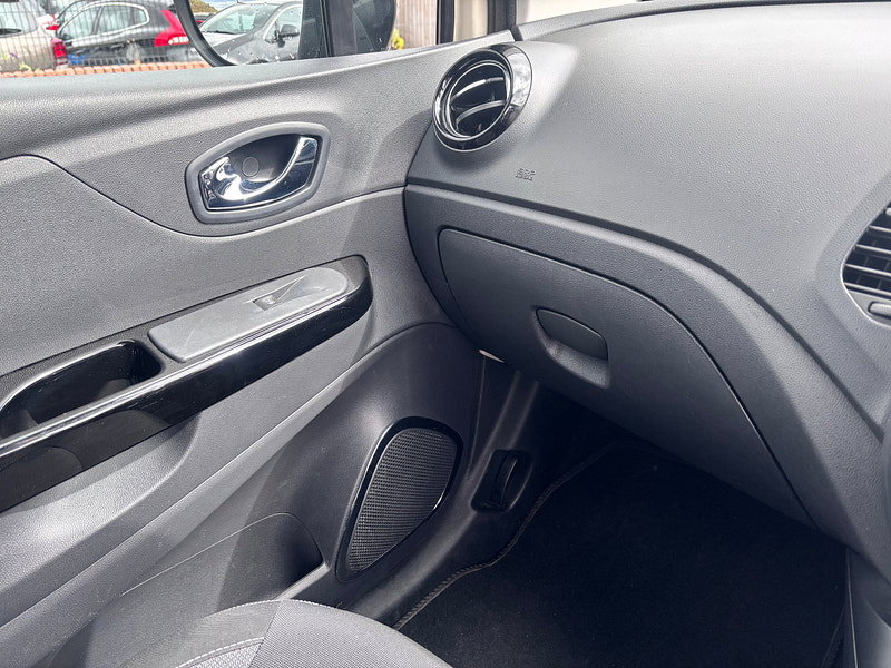 Renault Captur 1.5 dCi ENERGY Dynamique S Nav SUV 5dr Diesel Manual Euro 6 (s/s) (90 ps) 5dr Manual 2026