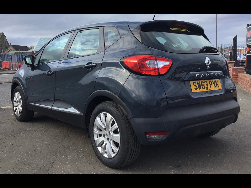 Renault Captur 1.5L EXPRESSIONPLUS CONVENIENCE ENERGYTCE S/S 5dr Diesel Manual Euro 5 (90 bhp) 5dr Manual 2026