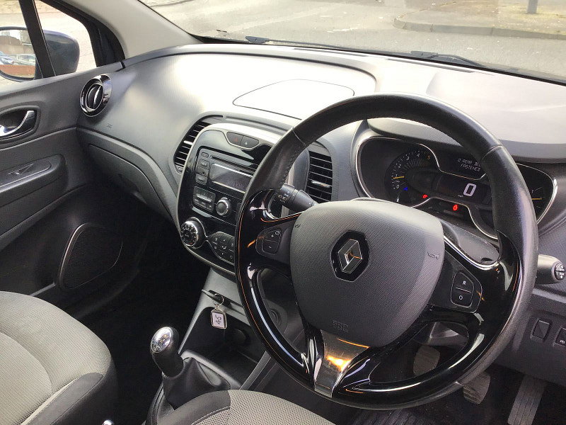 Renault Captur 1.5L EXPRESSIONPLUS CONVENIENCE ENERGYTCE S/S 5dr Diesel Manual Euro 5 (90 bhp) 5dr Manual 2026