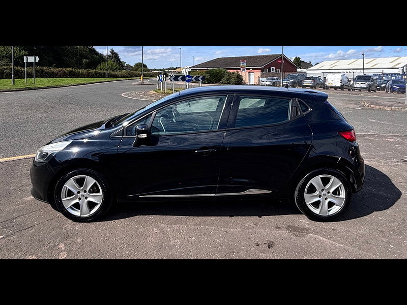 Renault Clio 0.9 TCe Dynamique Nav Hatchback 5dr Petrol Manual Euro 6 (s/s) (90 ps) 5dr Manual 2026