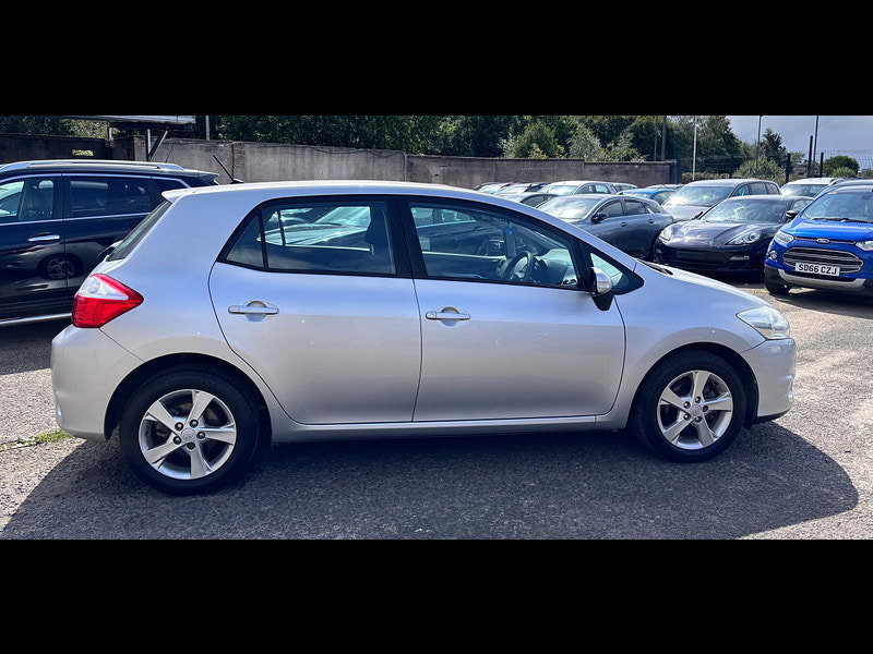 Toyota Auris 1.33 Dual VVT-i TR Hatchback 5dr Petrol Manual Euro 4 (s/s) (101 ps) 5dr Manual 2026