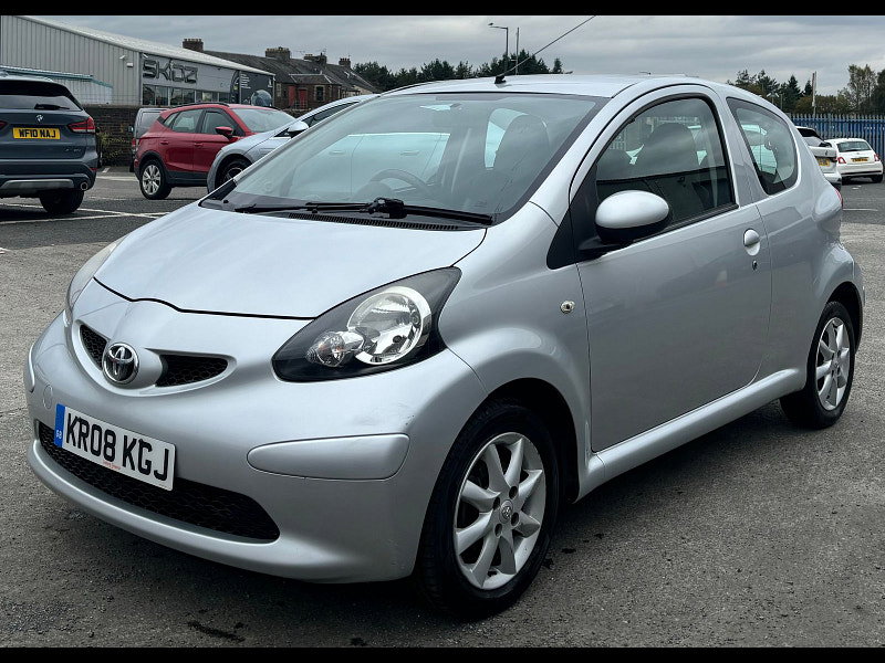 Toyota Aygo 1.0L VVT-I PLATINUM Hatchback 3dr Petrol Manual Euro 4 (67 bhp) 3dr Manual 2026