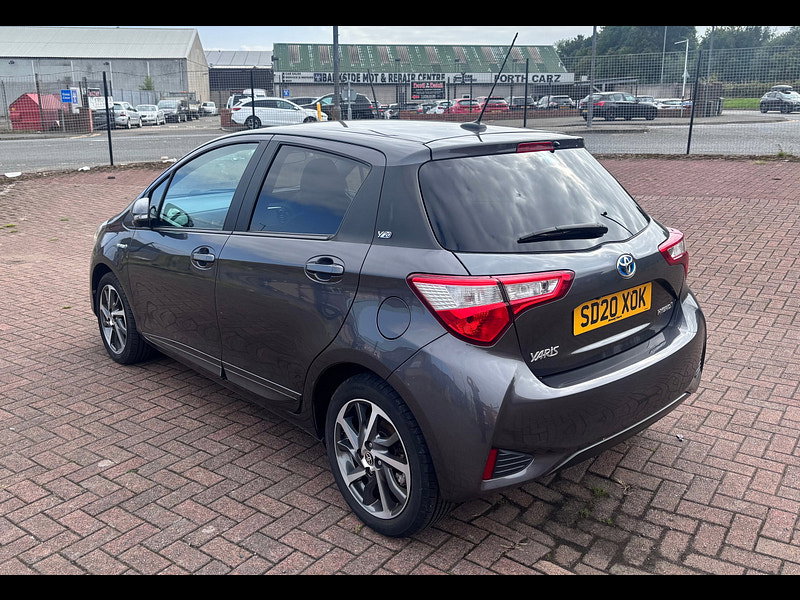 Toyota Yaris 1.5 VVT-h Y20 Bi-tone Hatchback 5dr Petrol Hybrid E-CVT Euro 6 (s/s) (100 ps) 5dr Automatic 2026