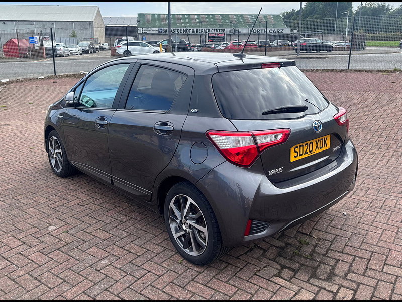Toyota Yaris 1.5 VVT-h Y20 Bi-tone Hatchback 5dr Petrol Hybrid E-CVT Euro 6 (s/s) (100 ps) 5dr Automatic 2026