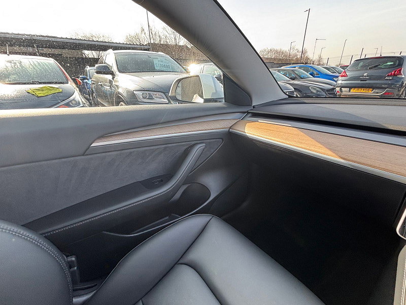 Tesla Model 3 (Dual Motor) Long Range Saloon 4dr Electric Auto 4WDE (346 ps) 4dr Automatic 2026