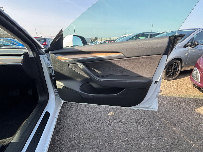 Tesla Model 3 (Dual Motor) Long Range Saloon 4dr Electric Auto 4WDE (346 ps) 4dr Automatic 2026