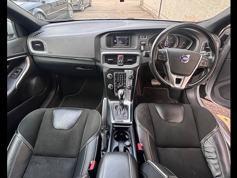 Volvo V40 2.0 D2 R-Design Hatchback 5dr Diesel Auto Euro 6 (s/s) (120 ps) 5dr Automatic 2026
