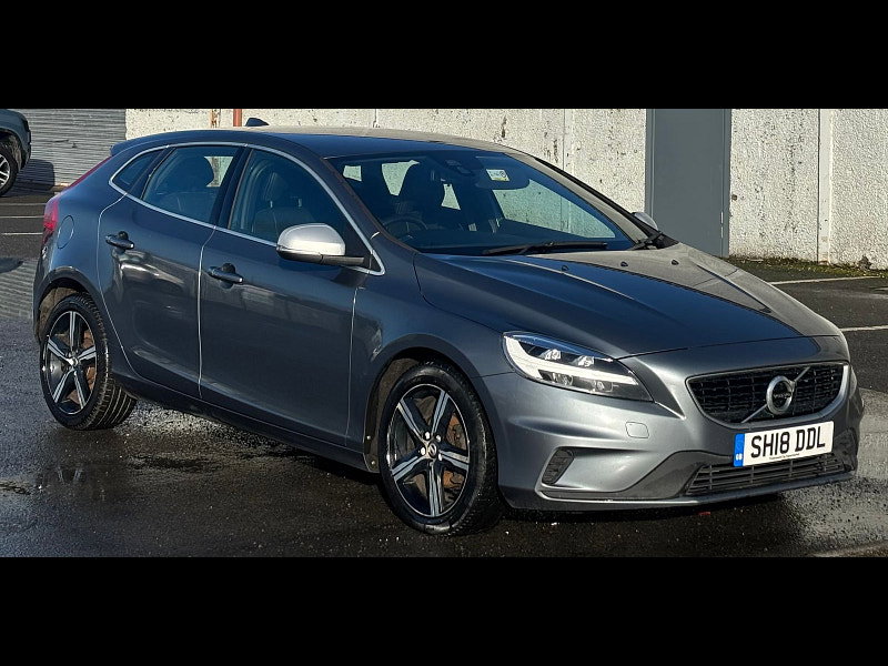 Volvo V40 2.0L D2 R-DESIGN Hatchback 5dr Diesel Manual Euro 6 (118 bhp) 5dr Manual 2026