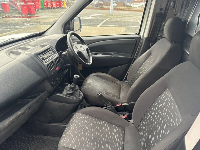 Vauxhall Combo 1.2L 2000 L1H1 CDTI Diesel Manual Euro 6 (90 bhp) 0dr Manual 2026