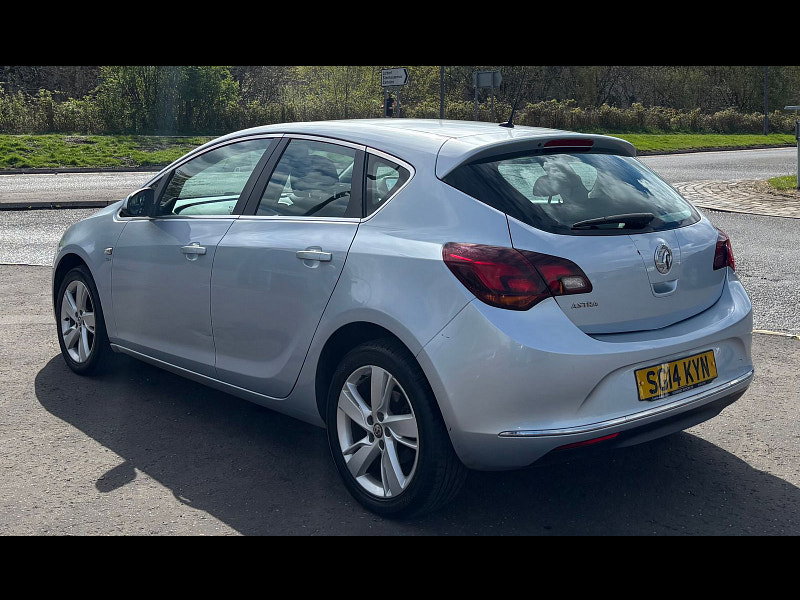 Vauxhall Astra 1.4L SRI Hatchback 5dr Petrol Manual Euro 5 (98 bhp) 5dr Manual 2026