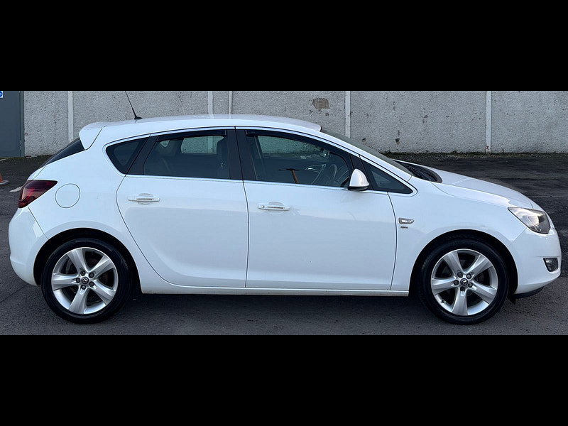 Vauxhall Astra 1.6L SRI Hatchback 5dr Petrol Manual Euro 5 (113 bhp) 5dr Manual 2026