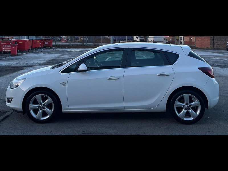 Vauxhall Astra 1.6L SRI Hatchback 5dr Petrol Manual Euro 5 (113 bhp) 5dr Manual 2026