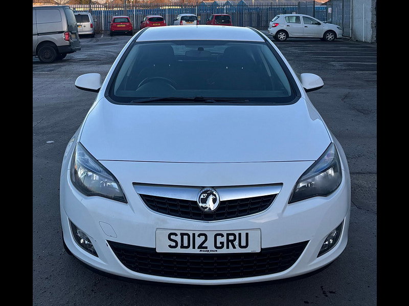 Vauxhall Astra 1.6L SRI Hatchback 5dr Petrol Manual Euro 5 (113 bhp) 5dr Manual 2026
