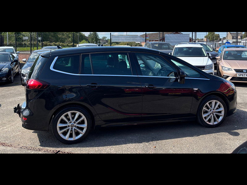 Vauxhall Zafira Tourer 2.0L SE CDTi MPV 5dr Diesel Manual Euro 5 (162 bhp) 5dr Manual 2026
