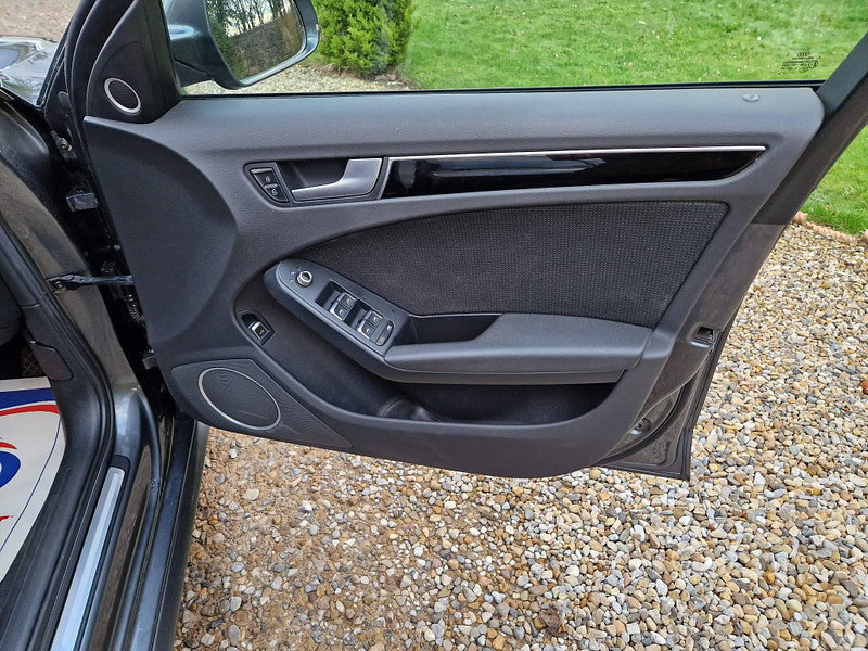 Audi A4 Avant 2.0 TDI Black Edition Euro 5 (s/s) 5dr 5dr Manual 2026