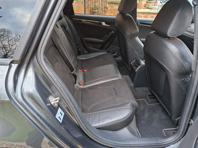 Audi A4 Avant 2.0 TDI Black Edition Euro 5 (s/s) 5dr 5dr Manual 2026
