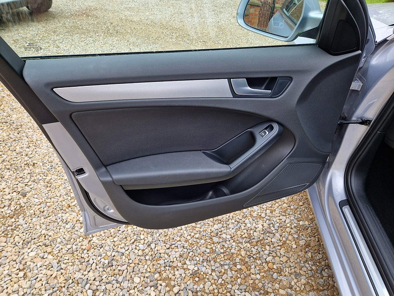 Audi A4 Avant 2.0 TDI SE Technik Euro 5 (s/s) 5dr 5dr Manual 2026