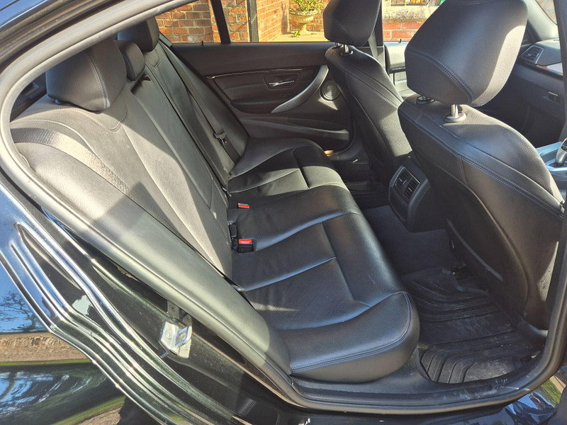 BMW 3 Series 2.0 318d M Sport Auto Euro 6 (s/s) 4dr 4dr Automatic 2026