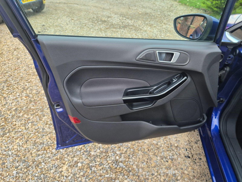 Ford Fiesta 1.5 TDCi Zetec Euro 5 5dr 5dr Manual 2026