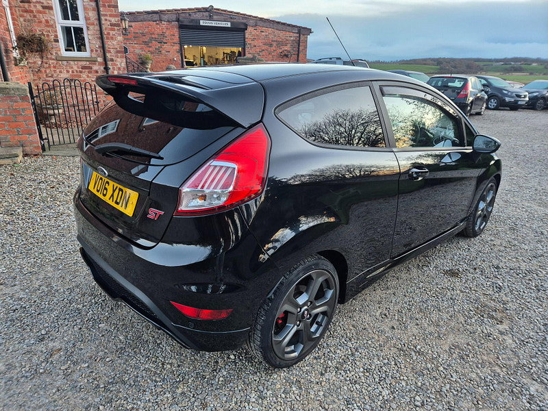 Ford Fiesta 1.6T EcoBoost ST-3 Euro 6 3dr 3dr Manual 2026