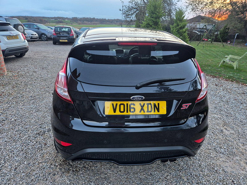 Ford Fiesta 1.6T EcoBoost ST-3 Euro 6 3dr 3dr Manual 2026
