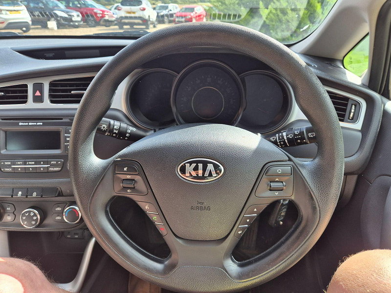 Kia Ceed 1.4 1 Euro 5 5dr 5dr Manual 2026